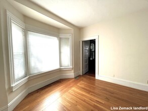 300 Summit Ave, Unit 9 in Boston, MA - Building Photo - Building Photo