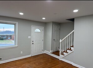 1897 August Ave in Dundalk, MD - Foto de edificio - Building Photo