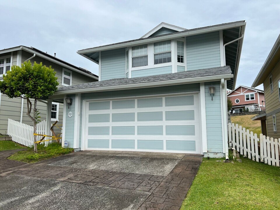 98-1830A Ka?ahumanu St in Pearl City, HI - Building Photo