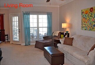 11631 Tomahawk Creek Pkwy, Unit i in Leawood, KS - Building Photo - Building Photo