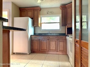 890 Serenade St NW in Palm Bay, FL - Building Photo - Building Photo