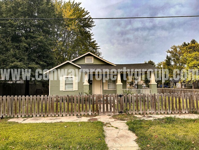 1704 Duncan St in Conway, AR - Building Photo - Building Photo