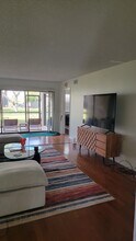 5647 Summerside Ln in Sarasota, FL - Building Photo - Building Photo