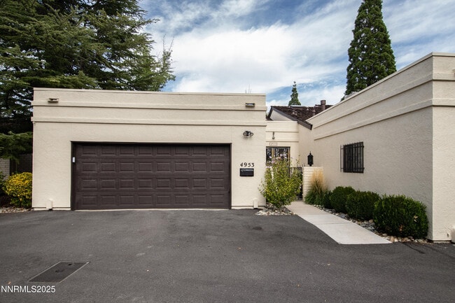 4953 Lakeridge Terrace W in Reno, NV - Building Photo - Building Photo