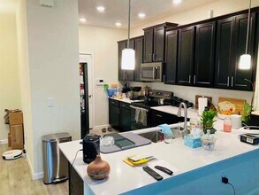 9312 Tecumseh Dr in Orlando, FL - Building Photo - Building Photo