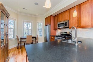 2 Ballard Way in Boston, MA - Building Photo