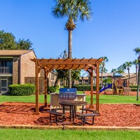 Laurel Pointe in Jacksonville, FL - Foto de edificio - Building Photo