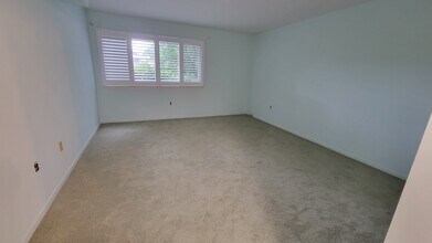 1442 Melville Ave, Unit 1442 Melville Ave in Fairfield, CT - Building Photo - Building Photo