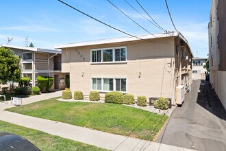 4840 Van Noord Ave in Sherman Oaks, CA - Building Photo - Building Photo