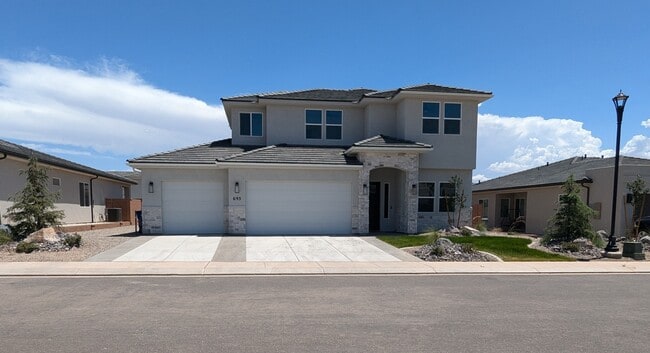property at 693 S Taylor Creek Dr