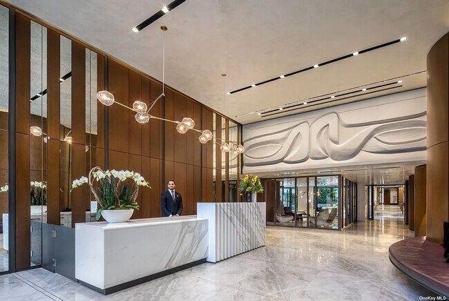 70 Charlton St-Unit -9C in New York, NY - Foto de edificio - Building Photo