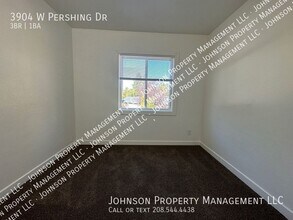 3904 Pershing Dr in Boise, ID - Building Photo - Building Photo