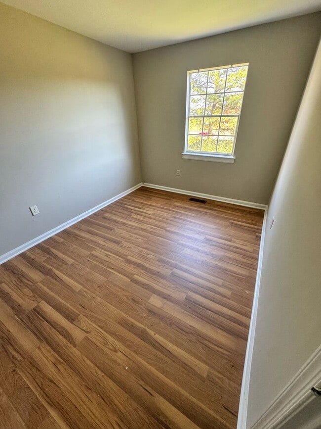 3250 Hunters Mill Cir in Richmond, VA - Building Photo - Building Photo