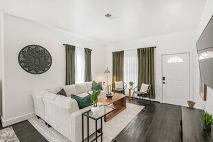 3309 Webster St in Houston, TX - Building Photo