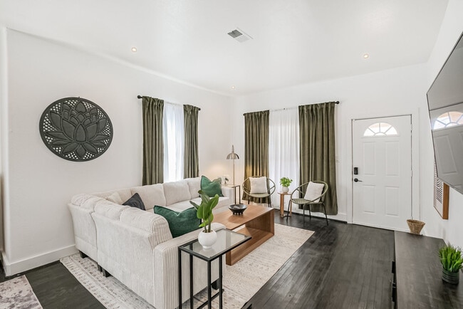 property at 3309 Webster St