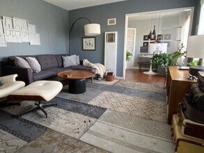 483-483 Merritt Ave in Oakland, CA - Building Photo - Building Photo