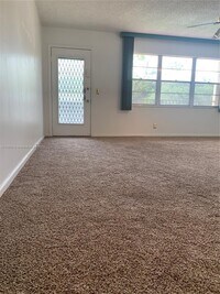 801 SW 133rd Terrace photo'