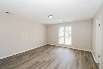 2389 Cherry Spring Cove in Memphis, TN - Building Photo - Building Photo