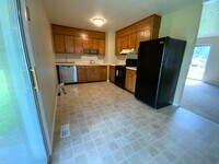 5 McArthur Dr photo'