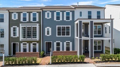 330 Highbridge Ln in Cranberry Township, PA - Building Photo - Building Photo