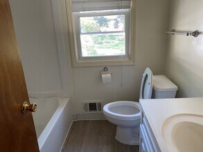 4531 2nd St NE in Minneapolis, MN - Building Photo - Building Photo