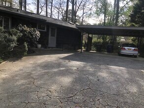 796 Wesley Dr NW in Atlanta, GA - Building Photo - Building Photo