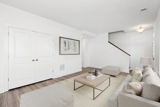 960 Lorewood Grove Rd in Middletown, DE - Building Photo - Building Photo