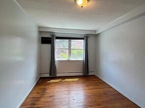 2422 Wilson Ave in Bronx, NY - Building Photo - Building Photo