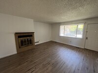 8498 S Saulsbury St in Littleton, CO - Building Photo - Building Photo