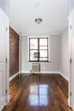 E 10TH ST., Unit 2A in New York, NY - Building Photo - Building Photo