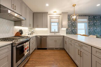 2156 W Cuyler Ave in Chicago, IL - Building Photo - Building Photo