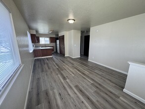 2010 Spring St, Unit 1 in Eureka, CA - Foto de edificio - Building Photo