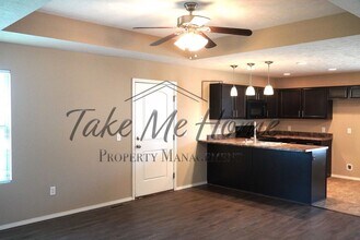 5597 W Longleaf Dr in Springfield, MO - Building Photo - Building Photo