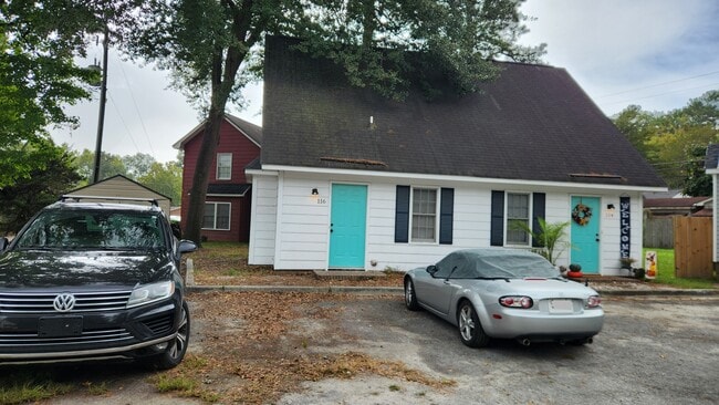 property at 116 Elizabeth Darby Ln