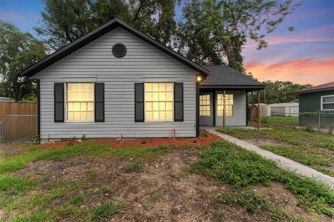 property at 2313 Palm Ave