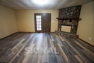 725 Eastern Manor Ln in Birmingham, AL - Building Photo - Building Photo