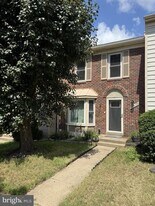 10638 Wakeman Dr in Fredericksburg, VA - Building Photo