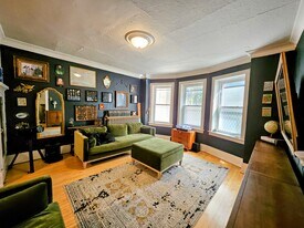 2622 N Stowell Ave, Unit E in Milwaukee, WI - Building Photo