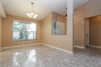 2157 Black Oak Ct in Sarasota, FL - Building Photo - Building Photo