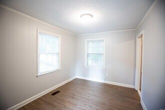 3219 Wolfe St in Little Rock, AR - Building Photo - Building Photo