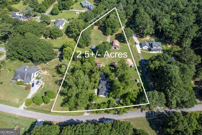 5380 Guthrie Rd in Loganville, GA - Building Photo - Building Photo