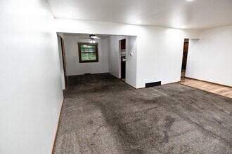 8684 N 62nd St in Brown Deer, WI - Building Photo - Building Photo