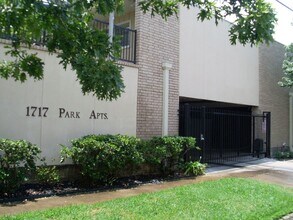1717 Park St in Houston, TX - Building Photo - Building Photo