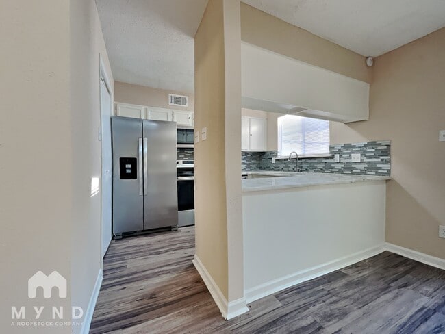 5834 Twisted Pine Ct in Houston, TX - Building Photo - Building Photo