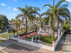 864 Loring St in San Diego, CA - Building Photo - Building Photo