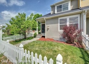 1915 Halfmoon Cir in Loveland, CO - Building Photo