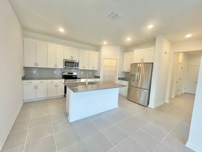 4309 Curacao Pl in Poinciana, FL - Building Photo - Building Photo