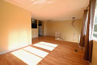 2424 Oak St in Prince George, BC - Building Photo - Building Photo