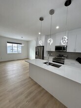 6625-6642 42 Ave in Beaumont, AB - Building Photo - Building Photo