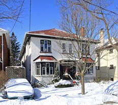 6-8 Preston Pl in Toronto, ON - Building Photo
